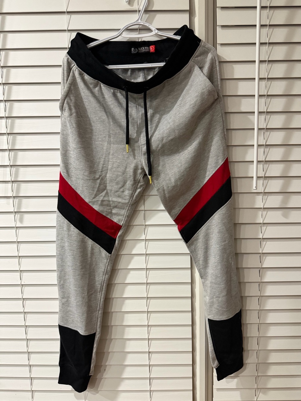Black Pike Men's Grey Jogger Pants Size Large 🩶🖤
